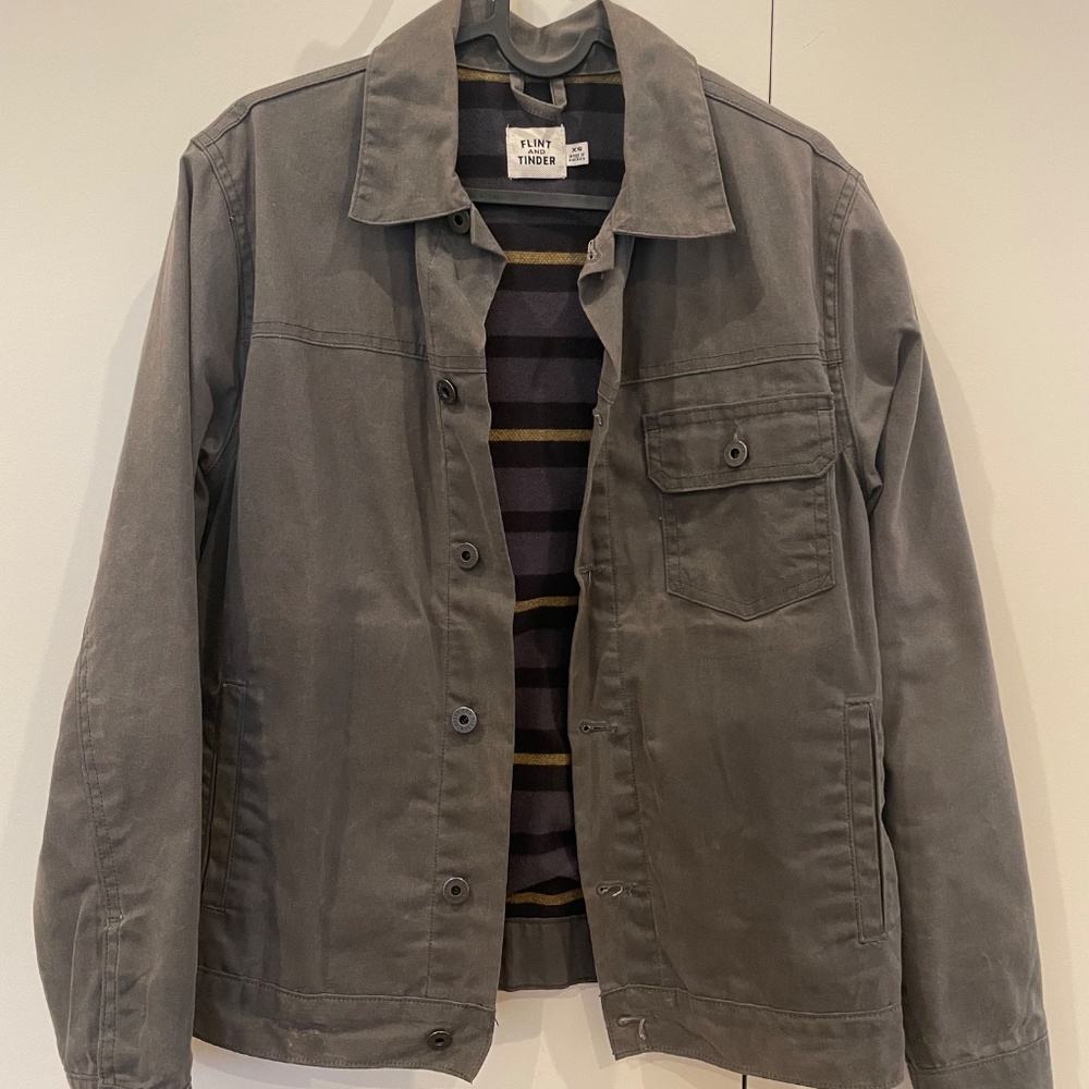 Flint and Tinder Flannel-Lined Waxed Trucker Jacket in Light Grey, XS